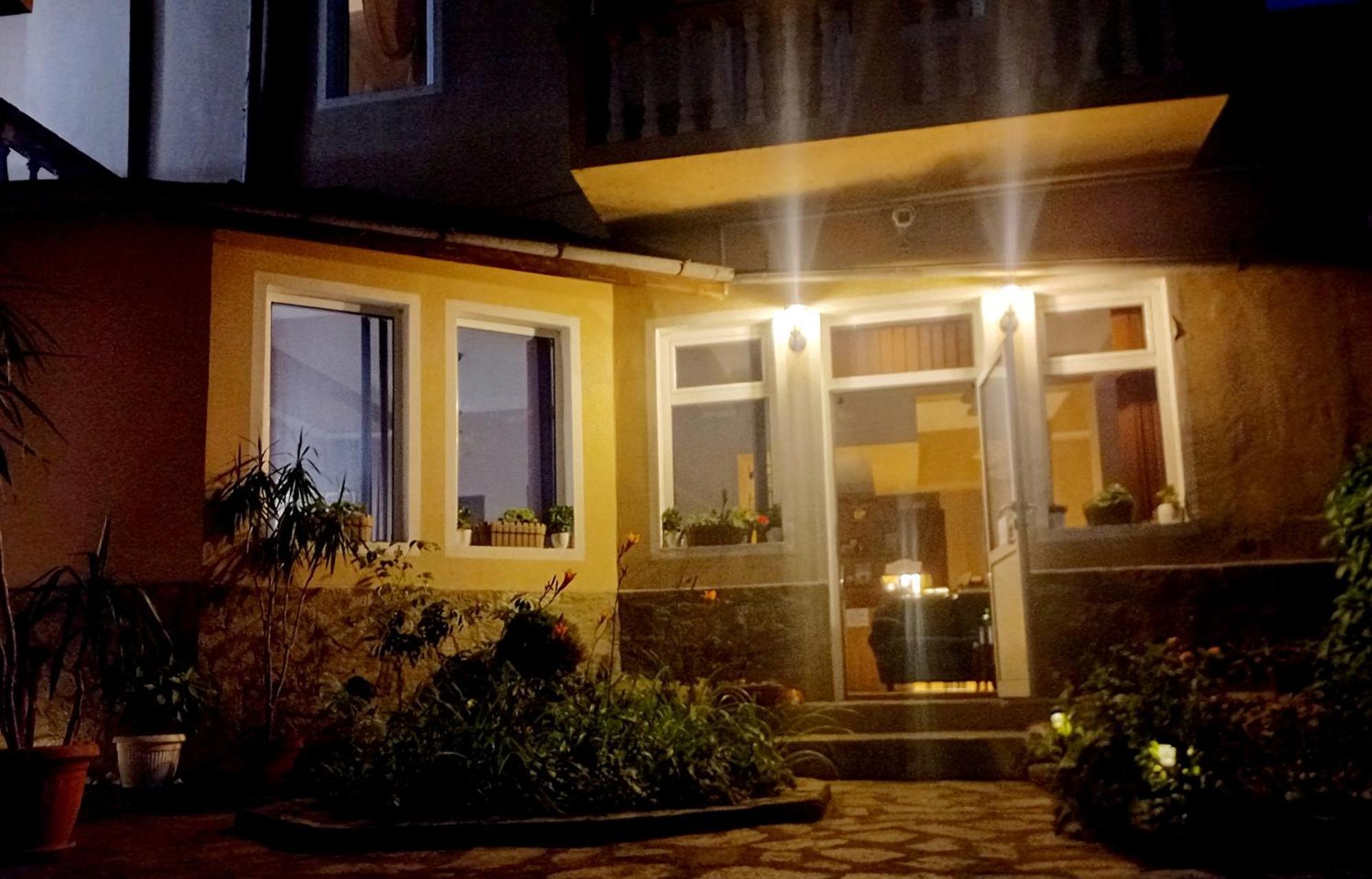 Hotel Kibor Gulubovo  Экстерьер фото