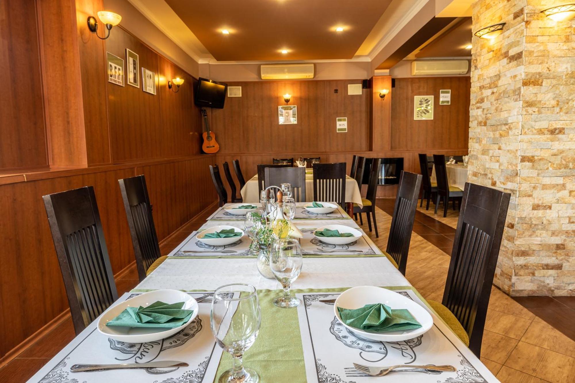 Hotel Kibor Gulubovo  Экстерьер фото