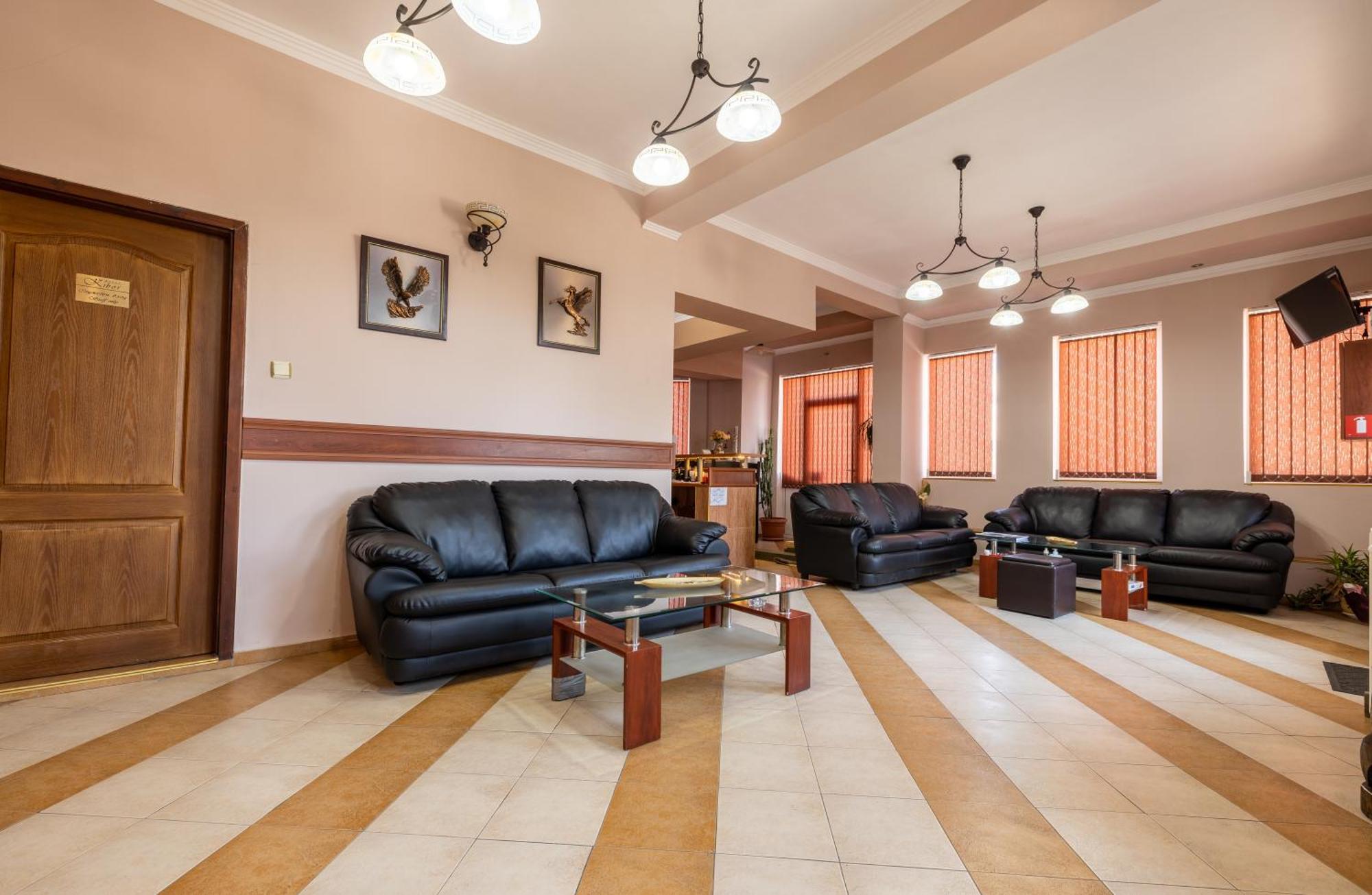 Hotel Kibor Gulubovo  Экстерьер фото