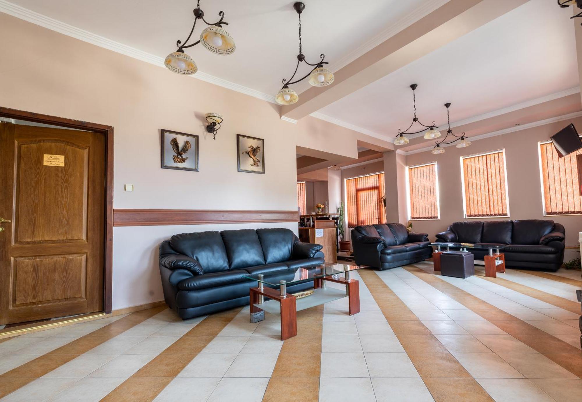 Hotel Kibor Gulubovo  Экстерьер фото